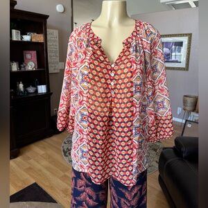 Fig & Flower multicolored 3/4 sleeves Vneck blouse-size M